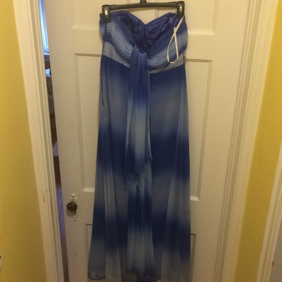 Blue prom dress - Picture 5 of 7